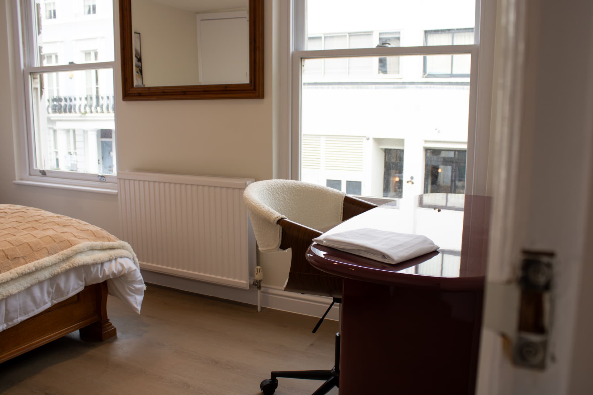 240 Fulham Road, Chelsea — image 7